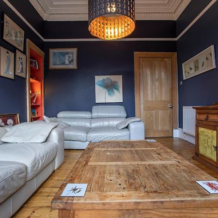 2 Bed In Great Location 15-20 Minutes Walk To Sec Appartamento Glasgow Esterno foto